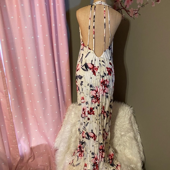 💖AAKAA sexy Maxi Dress💖 - Picture 4 of 7